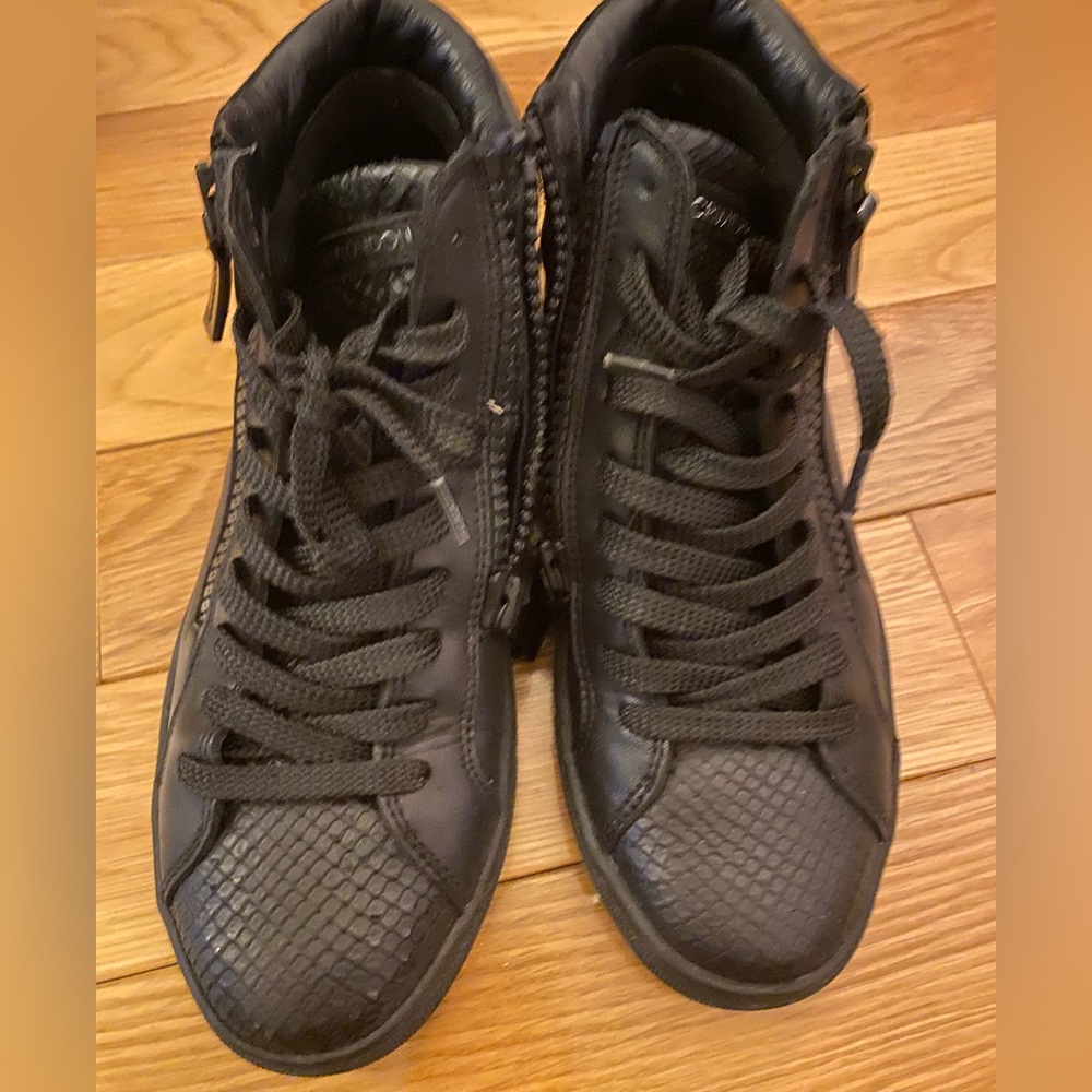 Crime London women’s sneakers